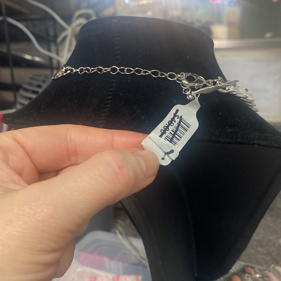 NWT!! FREE PEOPLE! Silver Edge of Romance necklace!!!!! - Picture 2 of 3